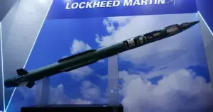 Ілюстративне фото ракети PAC-3 (MSE) до комплексів Patriot / Архівне фото системи THAAD