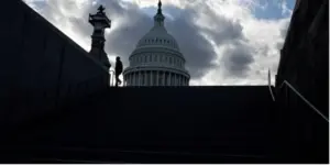 Будівля Капітолію, де Палата представників Конгресу США розглядає поправку №5 до H.R. 5334
