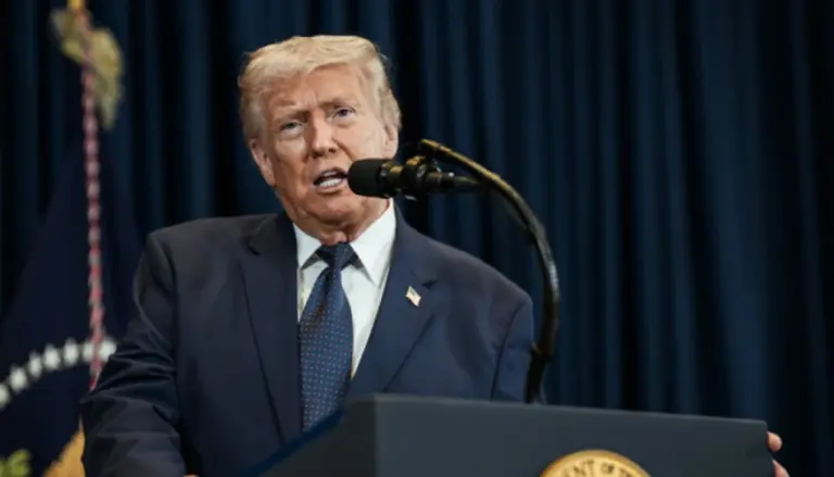 Трамп про хронологію інциденту в Іркутську: від розбитої пробірки до заяв у Білому домі